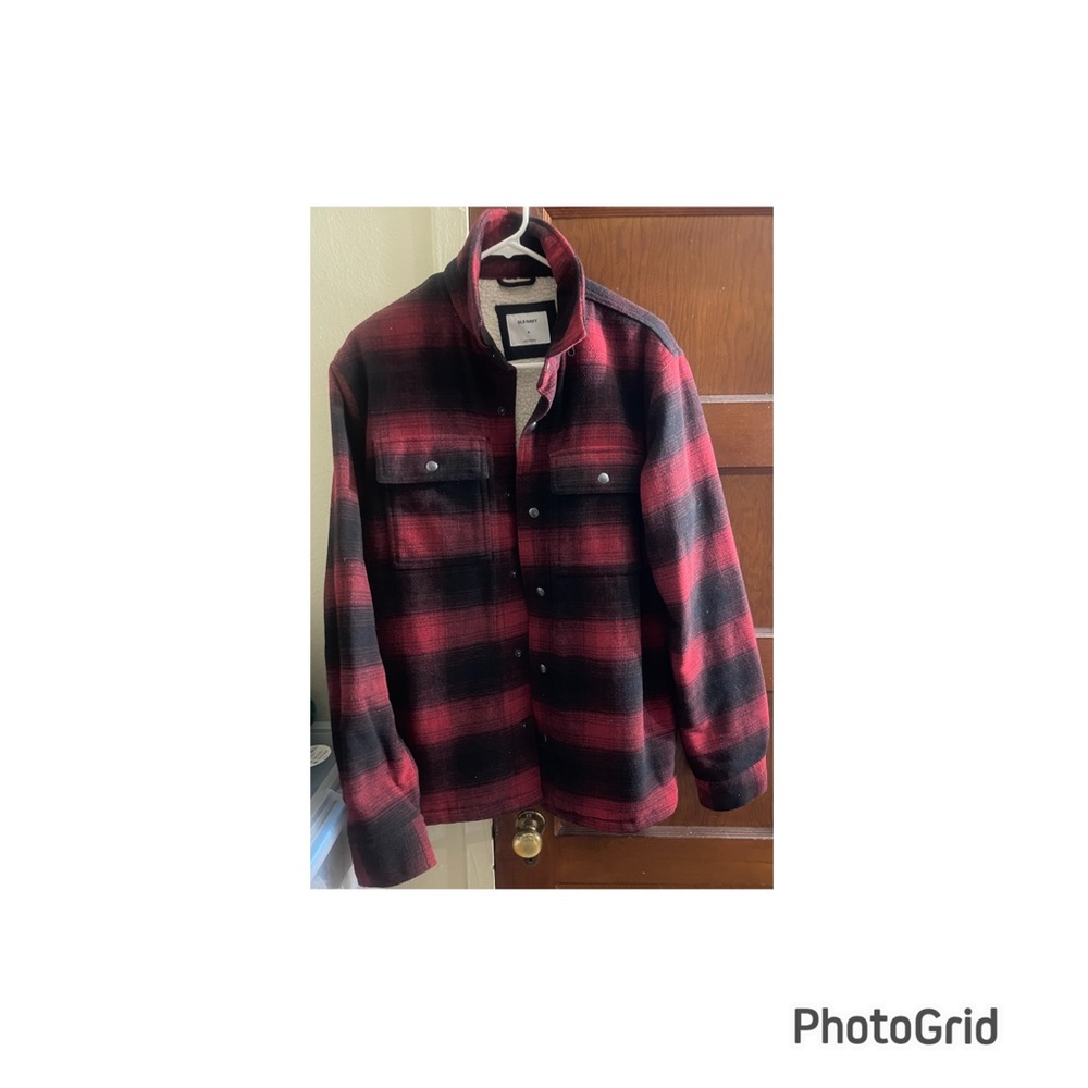 Old Navy Men's Plaid Shirt Jacket - Black and Red